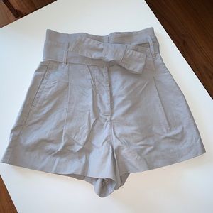 Aritzia- linen shorts